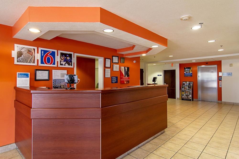 Americas Best Value Inn & Suites Brunswick Buitenkant foto