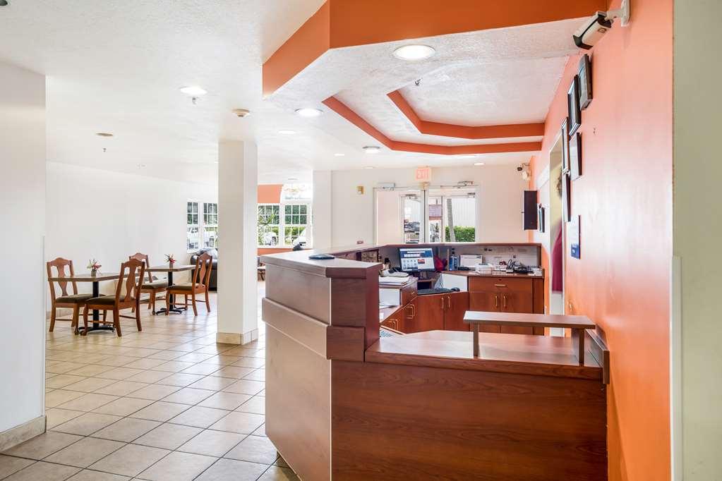 Americas Best Value Inn & Suites Brunswick Interieur foto