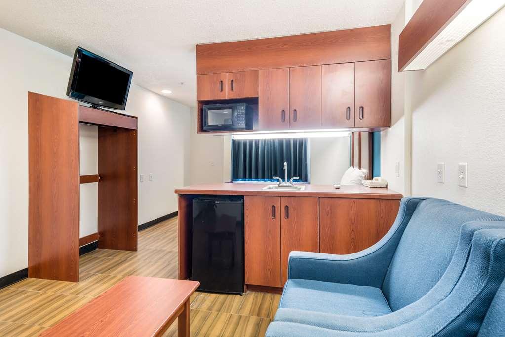 Americas Best Value Inn & Suites Brunswick Kamer foto