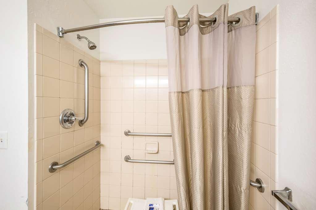 Americas Best Value Inn & Suites Brunswick Kamer foto