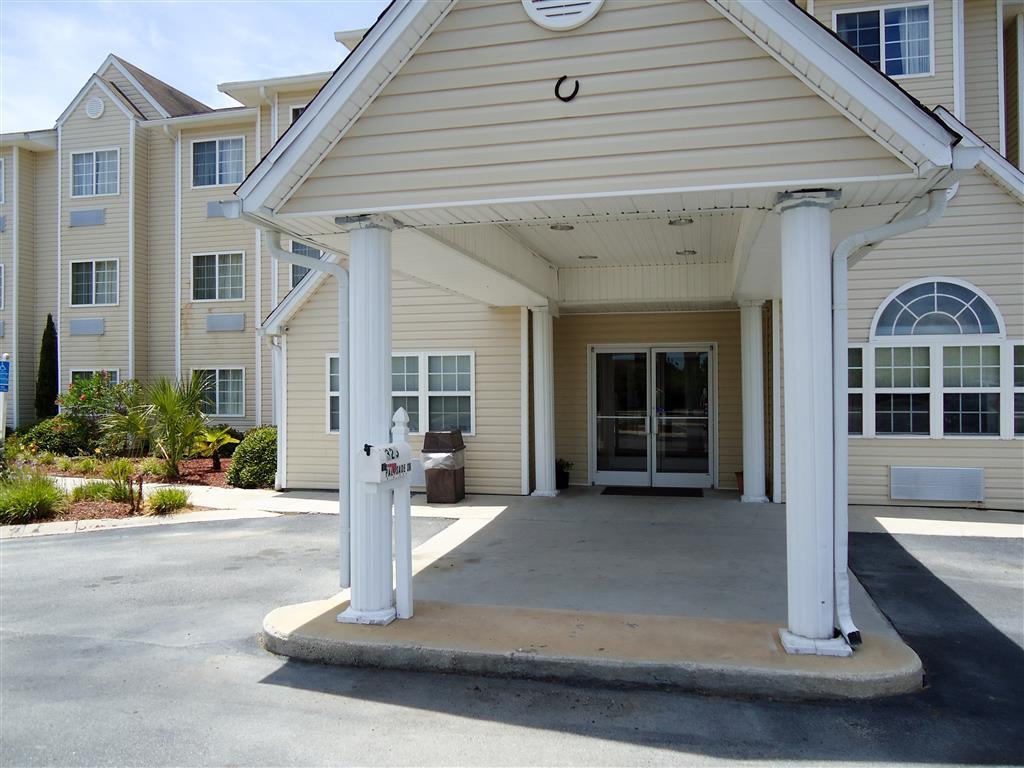 Americas Best Value Inn & Suites Brunswick Buitenkant foto