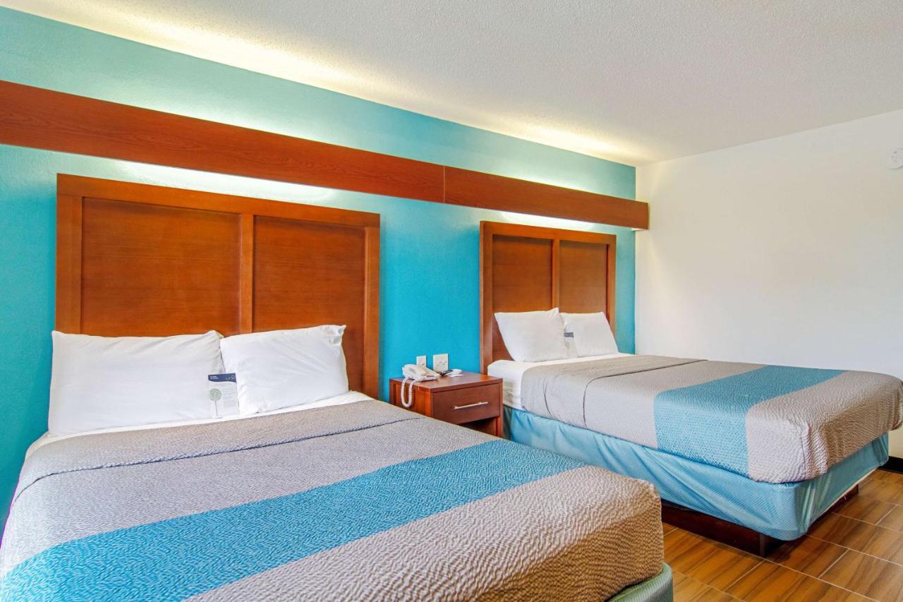 Americas Best Value Inn & Suites Brunswick Buitenkant foto